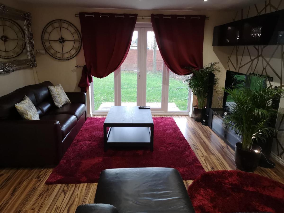 Apartmán Nightingale Gardens - 4 Bed Detached House - Manchester Exteriér fotografie